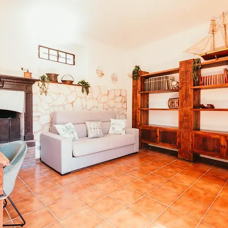 La Casa Di Solcio - Lakeside Srl L&b Lesa